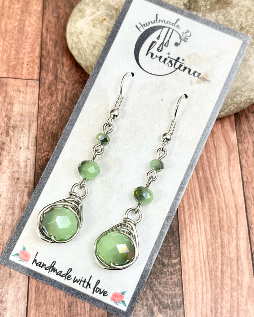 Herringbone Wire Wrapped Silver Tone Green Glass Dangling Earrings